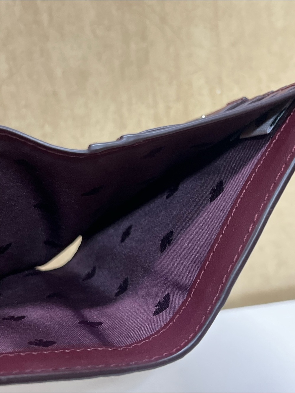 Kate Spade Jeanne Medium Slim Billfold Wallet in Cherrywood Pebbled leather. - Picture 9 of 12
